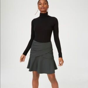 𝅺BNWOT Club Monaco Welse Skirt